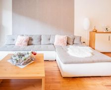 Slovakia Banskobystrický kraj Tale vacation rental compare prices direct by owner 14481682