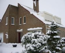 Netherlands Zuid-Holland Zuid-Beijerland vacation rental compare prices direct by owner 15105047