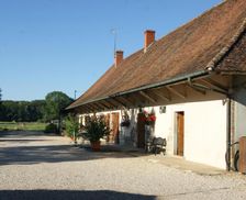 France Burgundy Bruailles vacation rental compare prices direct by owner 15837619