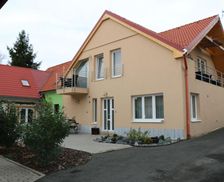 Czechia Central Bohemia Milovice vacation rental compare prices direct by owner 16487986