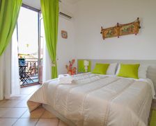 Italy Sicily Santo Stefano di Camastra vacation rental compare prices direct by owner 14868107