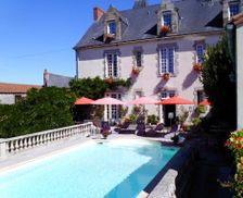 France Pays de la Loire Tiffauges vacation rental compare prices direct by owner 35769376