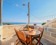 Italy Apulia Gagliano del Capo vacation rental compare prices direct by owner 13690133