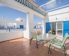 Spain Andalucía Chiclana de la Frontera vacation rental compare prices direct by owner 11939237