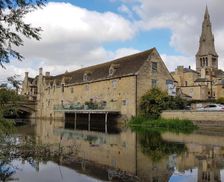 United Kingdom Lincolnshire Stamford vacation rental compare prices direct by owner 15660412