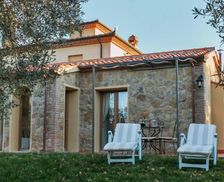 Italy Tuscany Montescudaio vacation rental compare prices direct by owner 14856215