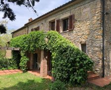 Italy Tuscany Montescudaio vacation rental compare prices direct by owner 4940133