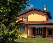 Italy Lombardy Brunello vacation rental compare prices direct by owner 16345976