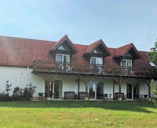 Poland Warmia-Masuria Trzonki vacation rental compare prices direct by owner 13731528