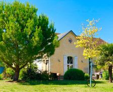 France  Marigny-Brizay vacation rental compare prices direct by owner 17911178