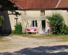 France Burgundy Grancey-le-Château vacation rental compare prices direct by owner 18838359