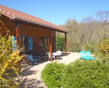 France Auvergne Saint-Floret vacation rental compare prices direct by owner 13688601