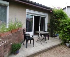 France Rhône-Alps Villars-les-Dombes vacation rental compare prices direct by owner 13692658