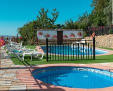 Spain Andalucía Mecina Bombarón vacation rental compare prices direct by owner 13954681