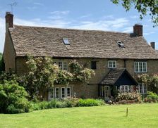 United Kingdom Gloucestershire North Nibley vacation rental compare prices direct by owner 12948431