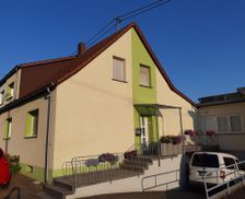 Germany Saarland Saarwellingen vacation rental compare prices direct by owner 14001946