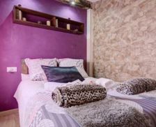 Spain Andalucía Ubrique vacation rental compare prices direct by owner 23754076