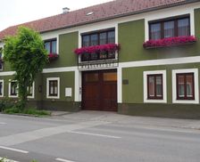 Austria Lower Austria Biedermannsdorf vacation rental compare prices direct by owner 13754575