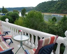 Germany Rhineland-Palatinate Sankt Goarshausen vacation rental compare prices direct by owner 14204808