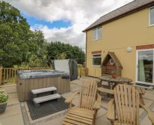 United Kingdom Powys Llandrindod Wells vacation rental compare prices direct by owner 29966459