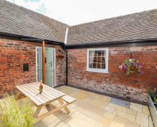 United Kingdom Cheshire Chester vacation rental compare prices direct by owner 14212586