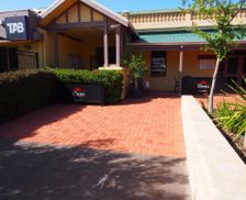 Australia Western Australia Dongara vacation rental compare prices direct by owner 13927851