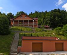 Romania Hunedoara Râu de Mori vacation rental compare prices direct by owner 14302819