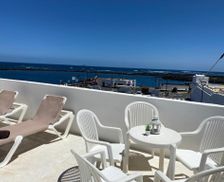 Spain Lanzarote Órzola vacation rental compare prices direct by owner 16131500