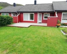 Norway Møre og Romsdal Sande kommune vacation rental compare prices direct by owner 4287923