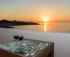 Greece Milos Pachaina vacation rental compare prices direct by owner 14048075