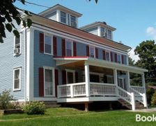 United States New York Walden vacation rental compare prices direct by owner 12803690