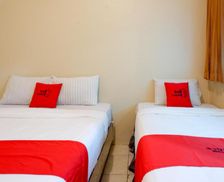 Indonesia Central Java Semarang vacation rental compare prices direct by owner 13750315