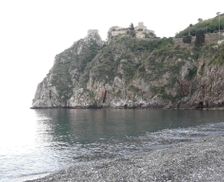 Italy Sicily SantʼAlessio Siculo vacation rental compare prices direct by owner 7389436