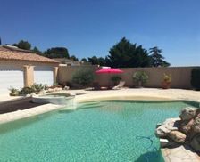 France Provence-Alpes-Côte d'Azur Marseille vacation rental compare prices direct by owner 14011352