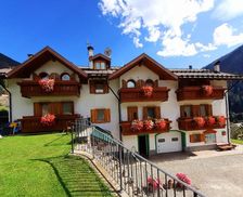 Italy Trentino Alto Adige Cogolo vacation rental compare prices direct by owner 16050096