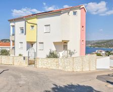 Croatia Sibenik-Knin Razanj vacation rental compare prices direct by owner 4515771