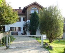 Germany Bavaria Hohenpeißenberg vacation rental compare prices direct by owner 26031644