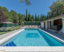 France Provence-Alpes-Côte d'Azur Oppède vacation rental compare prices direct by owner 14983937