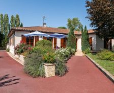 France Aquitaine Pineuilh vacation rental compare prices direct by owner 6253637