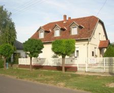 Hungary Jasz-Nagykun-Szolnok Abádszalók vacation rental compare prices direct by owner 15840462