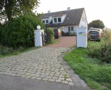 Germany Schleswig-Holstein Glückstadt vacation rental compare prices direct by owner 16099803