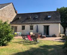 France Brittany Retiers vacation rental compare prices direct by owner 13599696