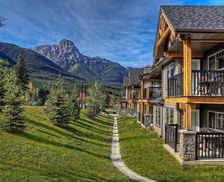 Canada Alberta Dead Man's Flats vacation rental compare prices direct by owner 24831596