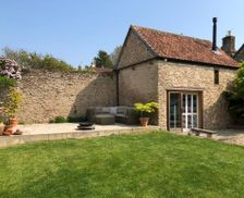 United Kingdom Somerset Norton Saint Philip vacation rental compare prices direct by owner 13938904