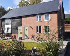 United Kingdom Powys Rhayader vacation rental compare prices direct by owner 14069560