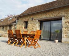 France Pays de la Loire Neuville-sur-Sarthe vacation rental compare prices direct by owner 14219428