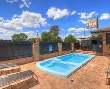 Australia New South Wales Inverell vacation rental compare prices direct by owner 13849947