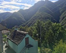 Switzerland Canton of Ticino Crana vacation rental compare prices direct by owner 13432518