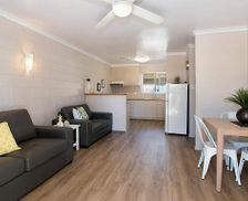 Australia QLD Coolangatta vacation rental compare prices direct by owner 23729208