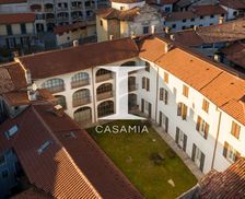 Italy Provincia di Varese Castello Cabiaglio vacation rental compare prices direct by owner 13769766